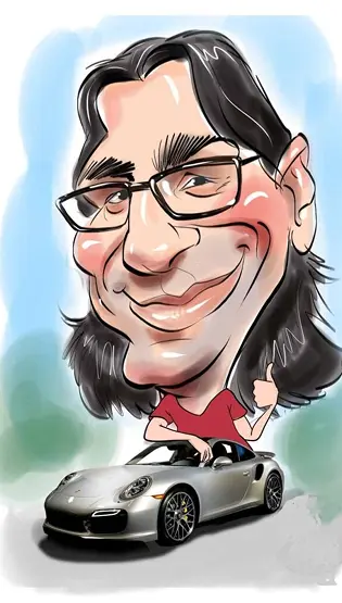 Caricature humoristique d’un homme aux cheveux longs et lunettes, souriant, assis sur une voiture sportive grise, illustration artistique stylisée sur fond clair.